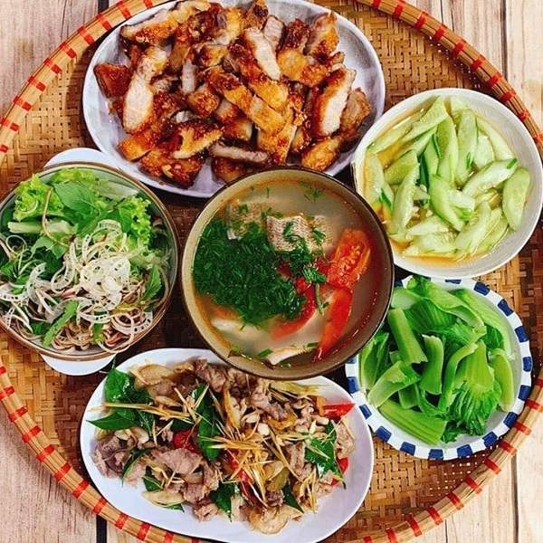 mâm cơm gia đình mâm cơm gia đình