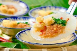 Read more about the article 10 Món Ăn Vặt Ở Hội An Ngon Trứ Danh Không Thể Bỏ Qua